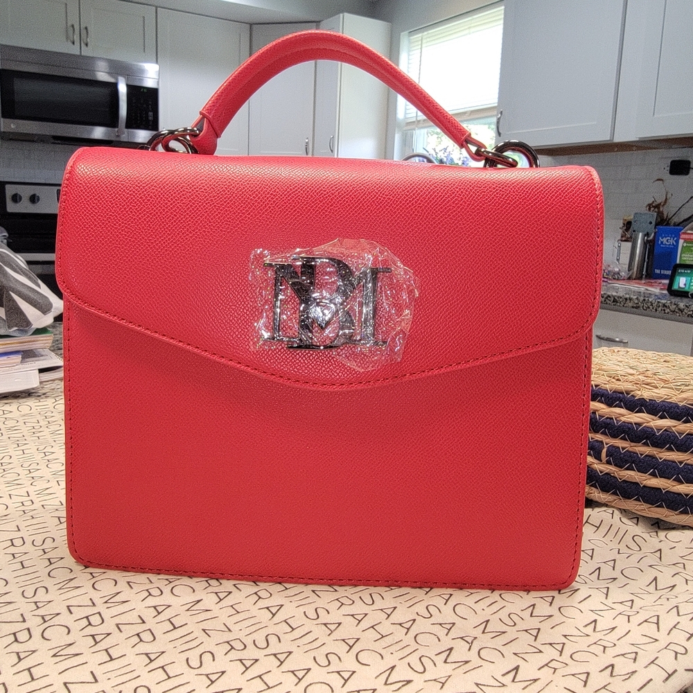 NWT BADGLEY MISCHKA CROSSBODY WITH HANDLE